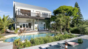 Noordhoek Beach Villa - solar back up power